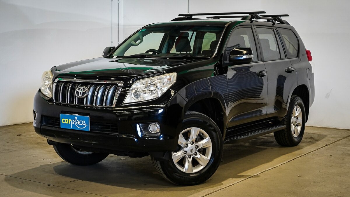 Toyota Landcruiser Prado image 2