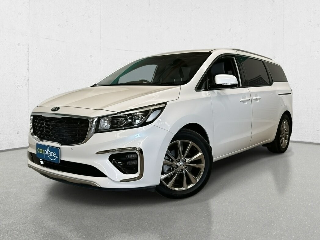 Kia Carnival image 1