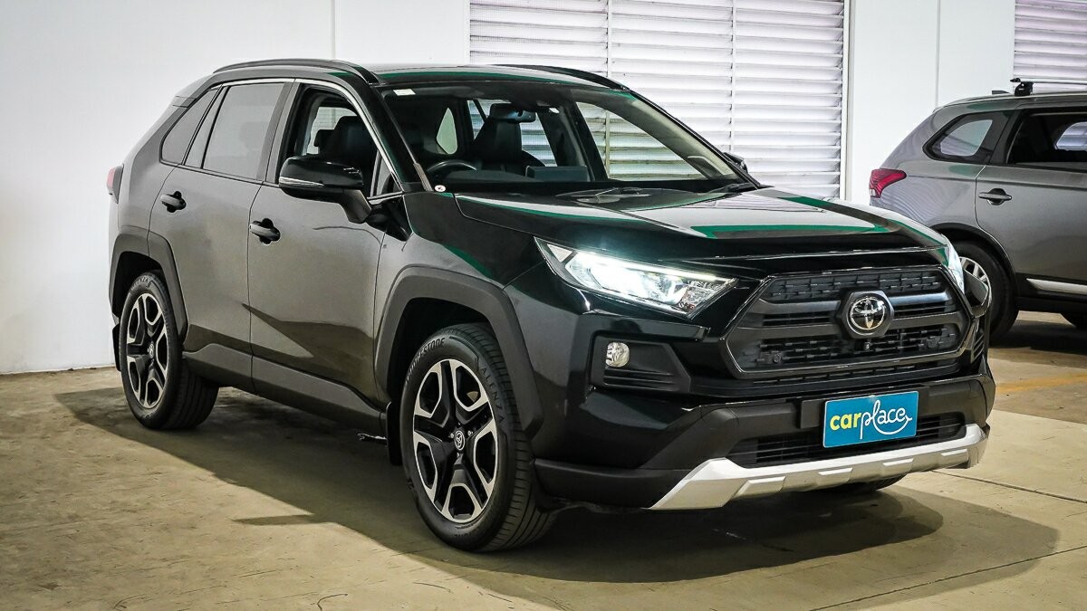 Toyota Rav4 image 4