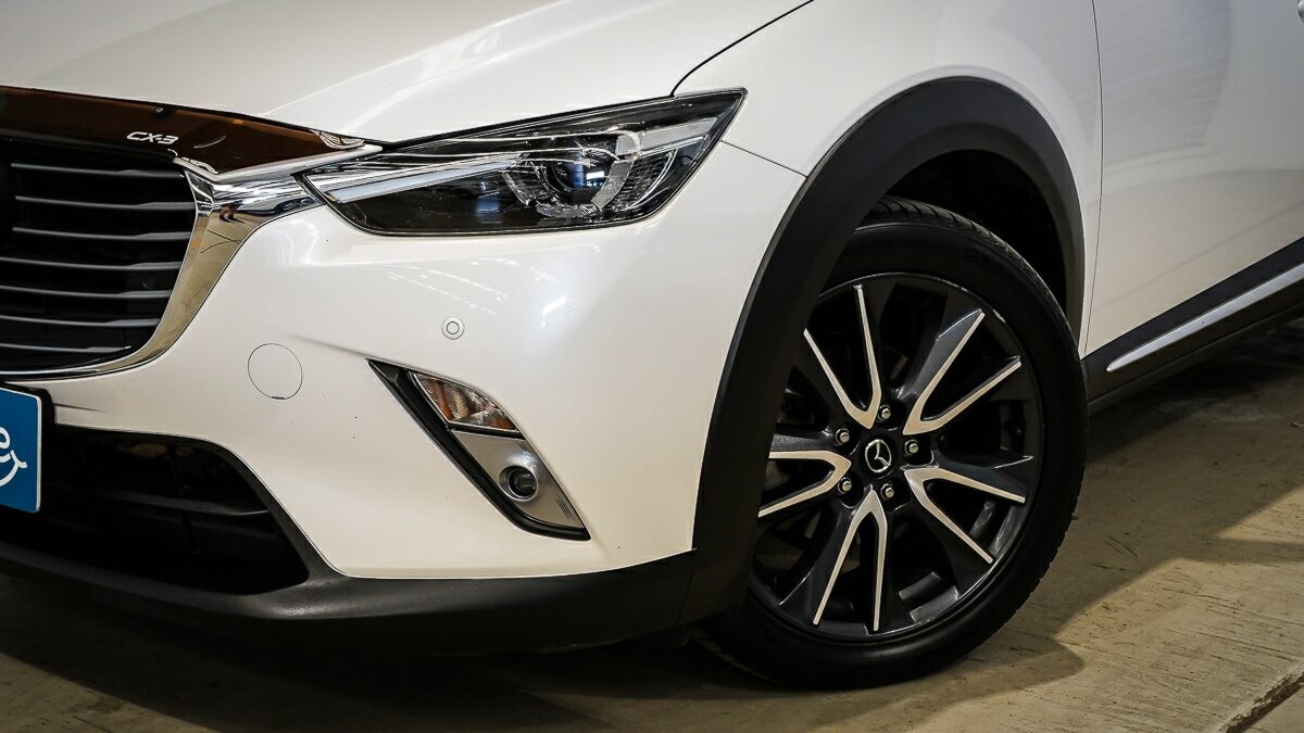 Mazda Cx-3 image 3