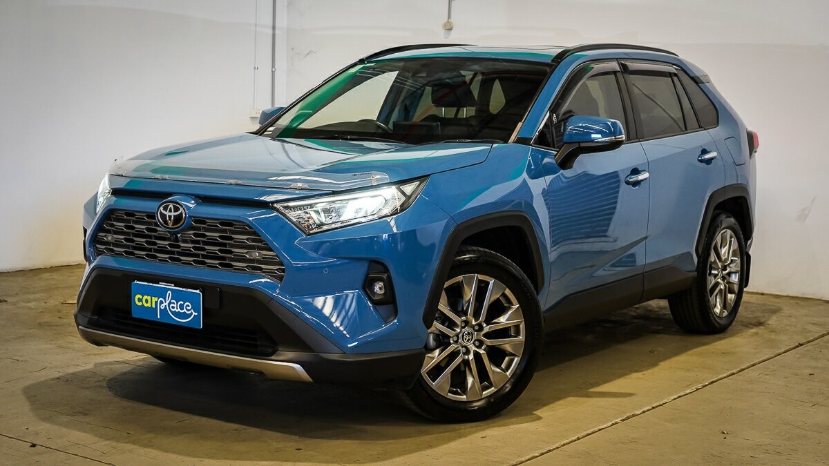 Toyota Rav4 image 2