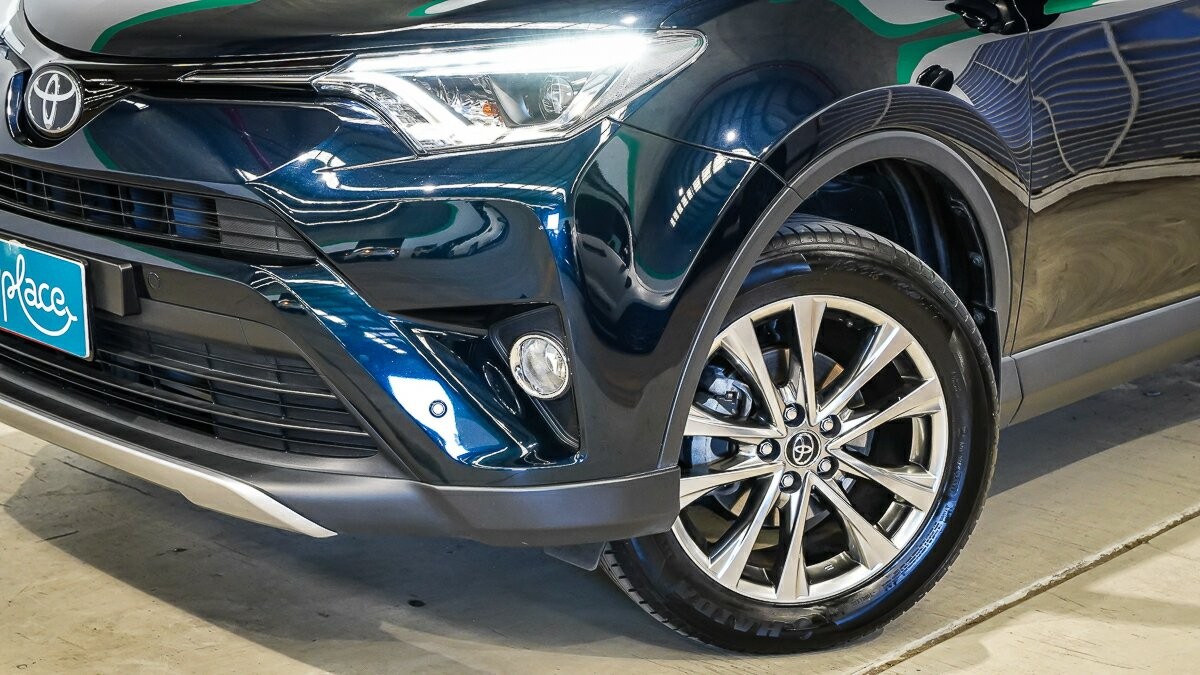 Toyota Rav4 image 3