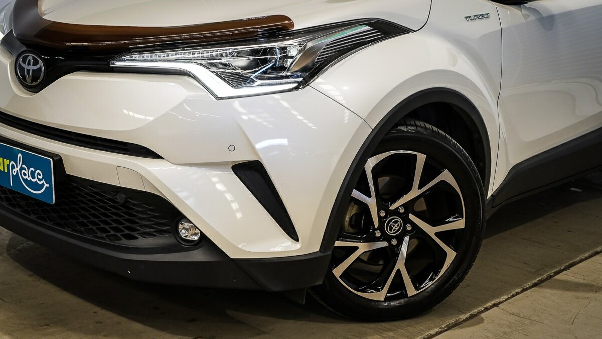 Toyota C-hr image 3