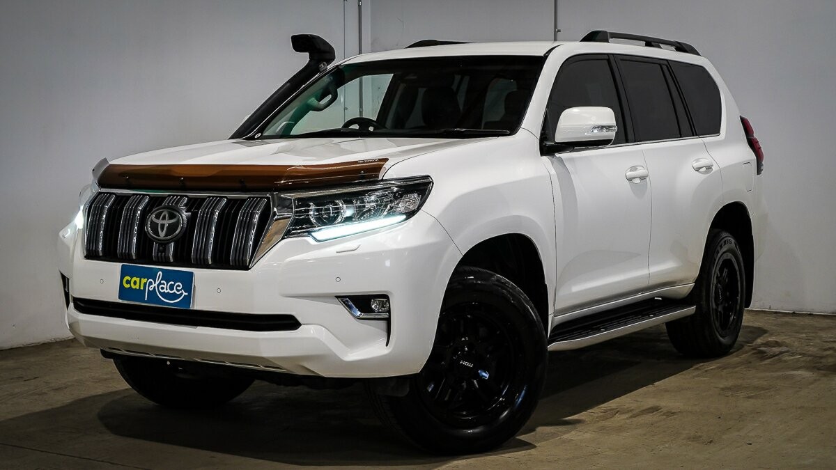 Toyota Landcruiser Prado image 1