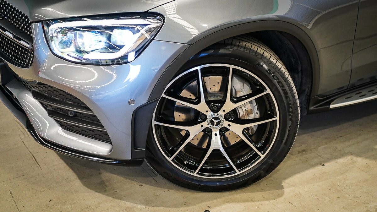 Mercedes Benz Glc-class image 3
