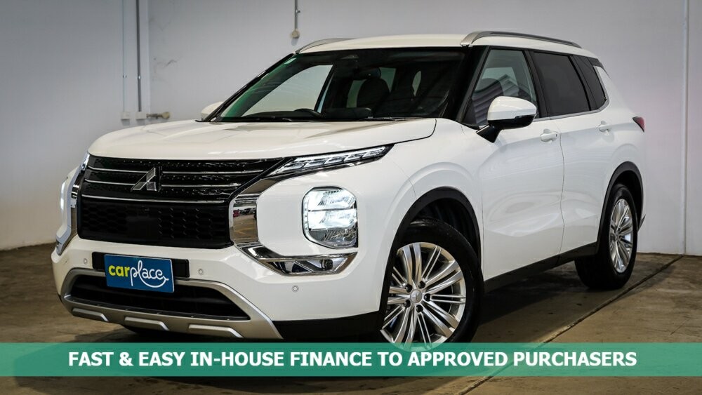 Mitsubishi Outlander image 1
