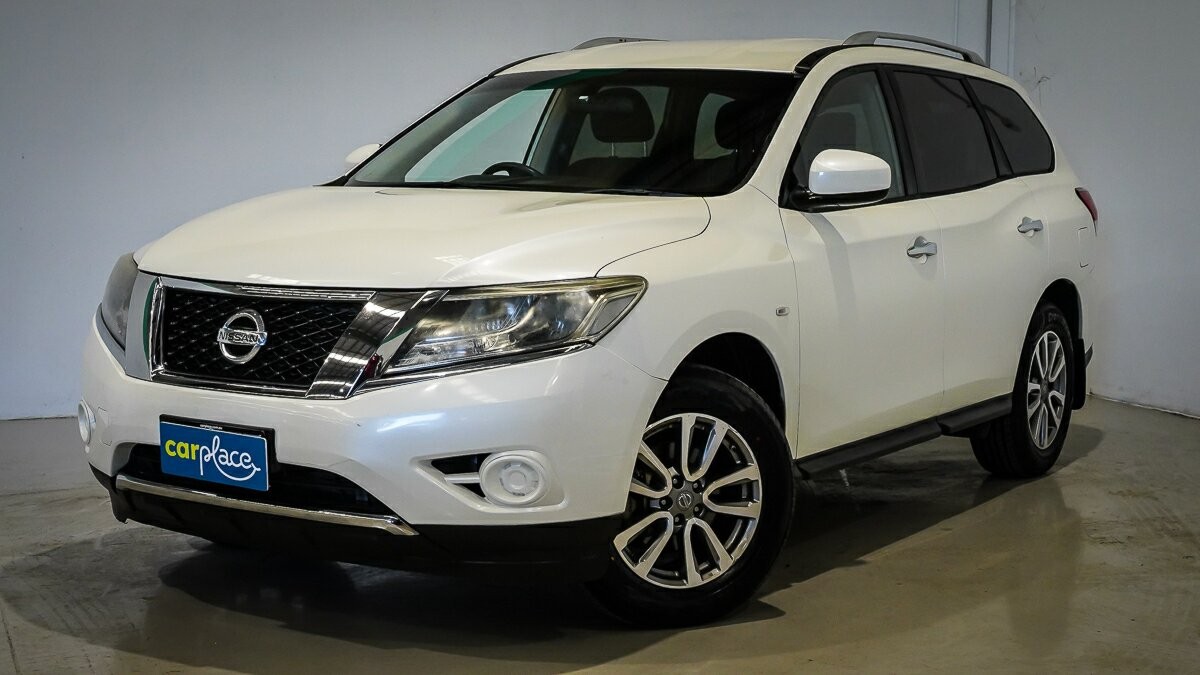 Nissan Pathfinder image 2