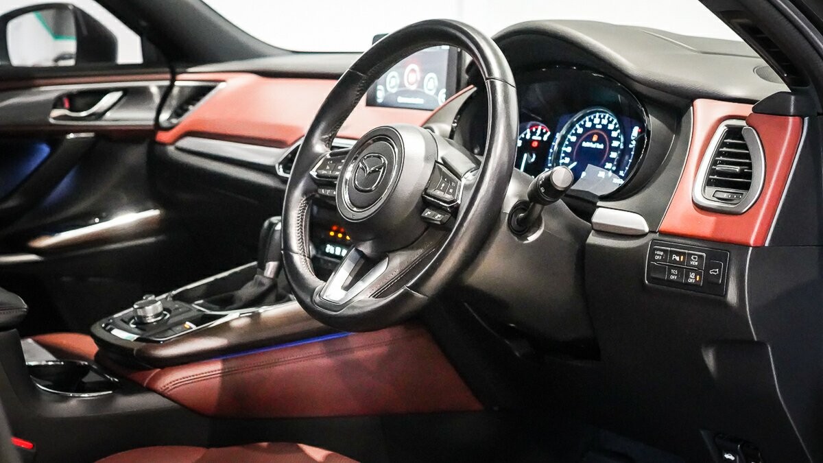 Mazda Cx-9 image 4