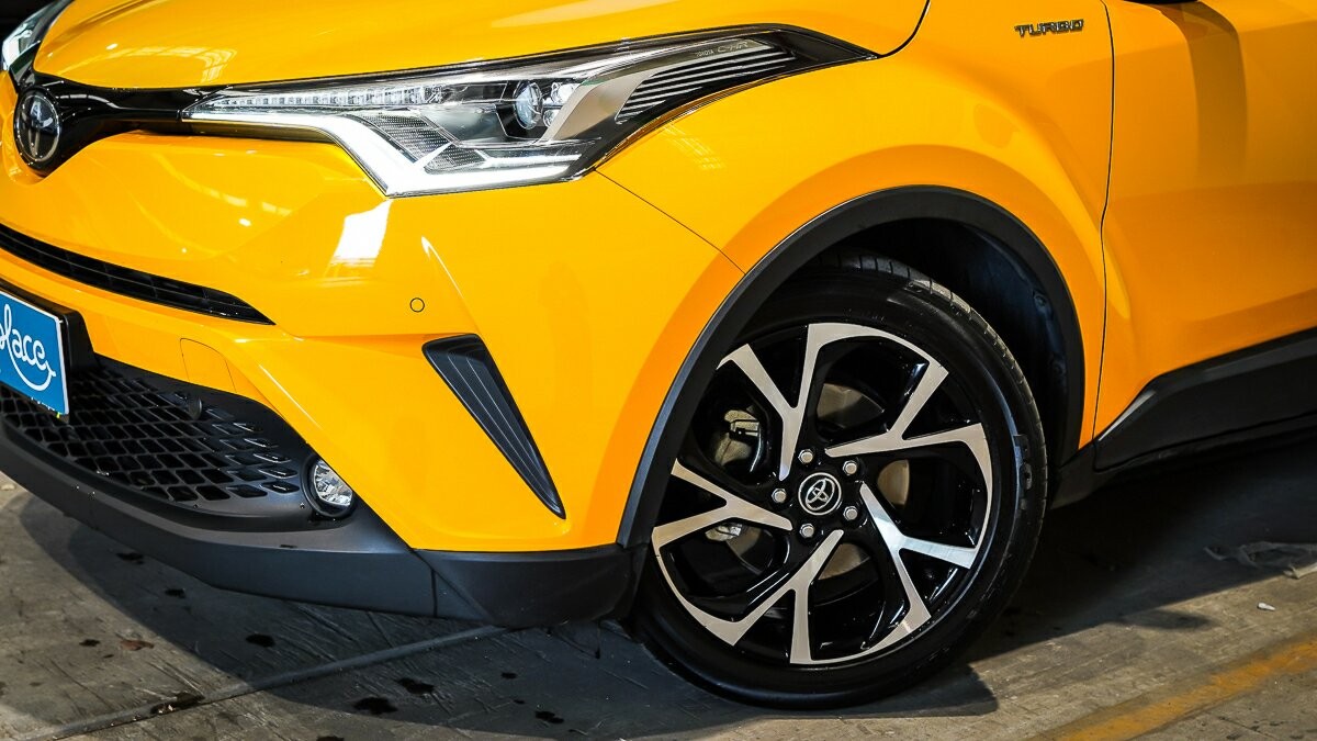 Toyota C-hr image 3