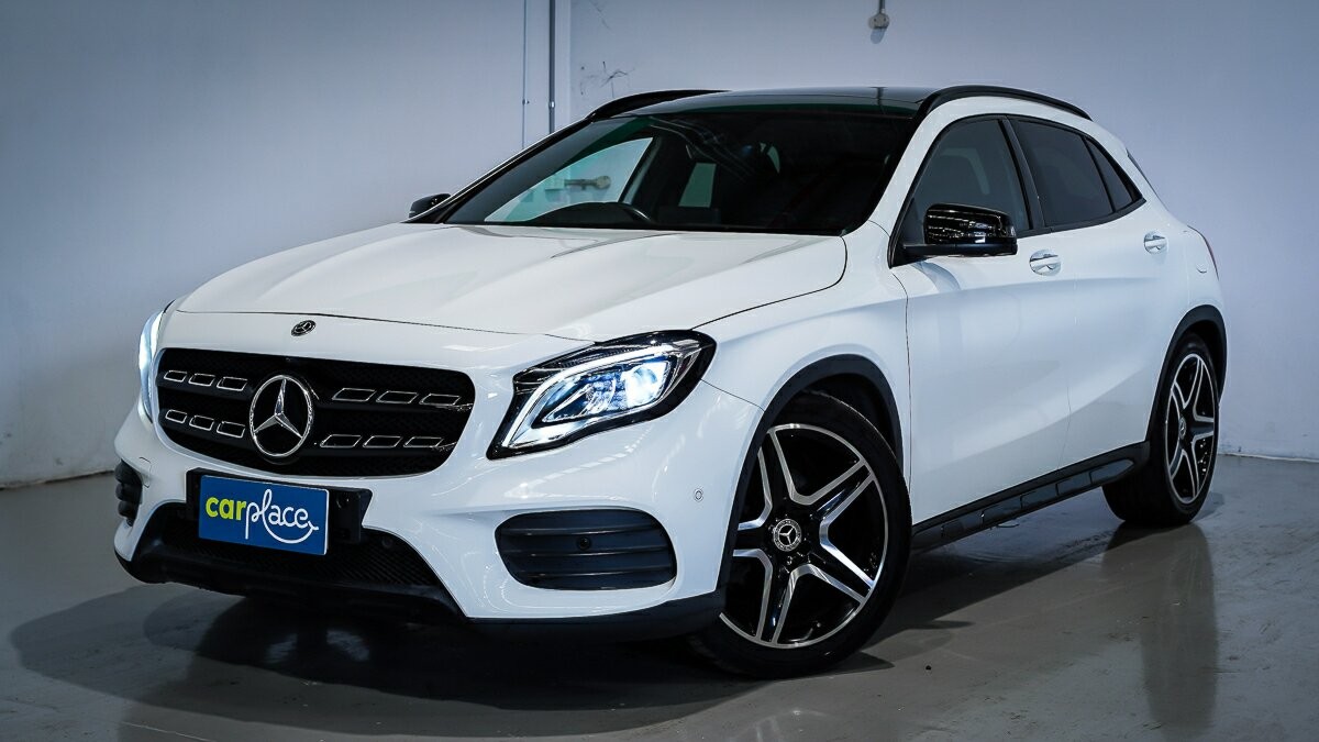Mercedes Benz Gla-class image 2
