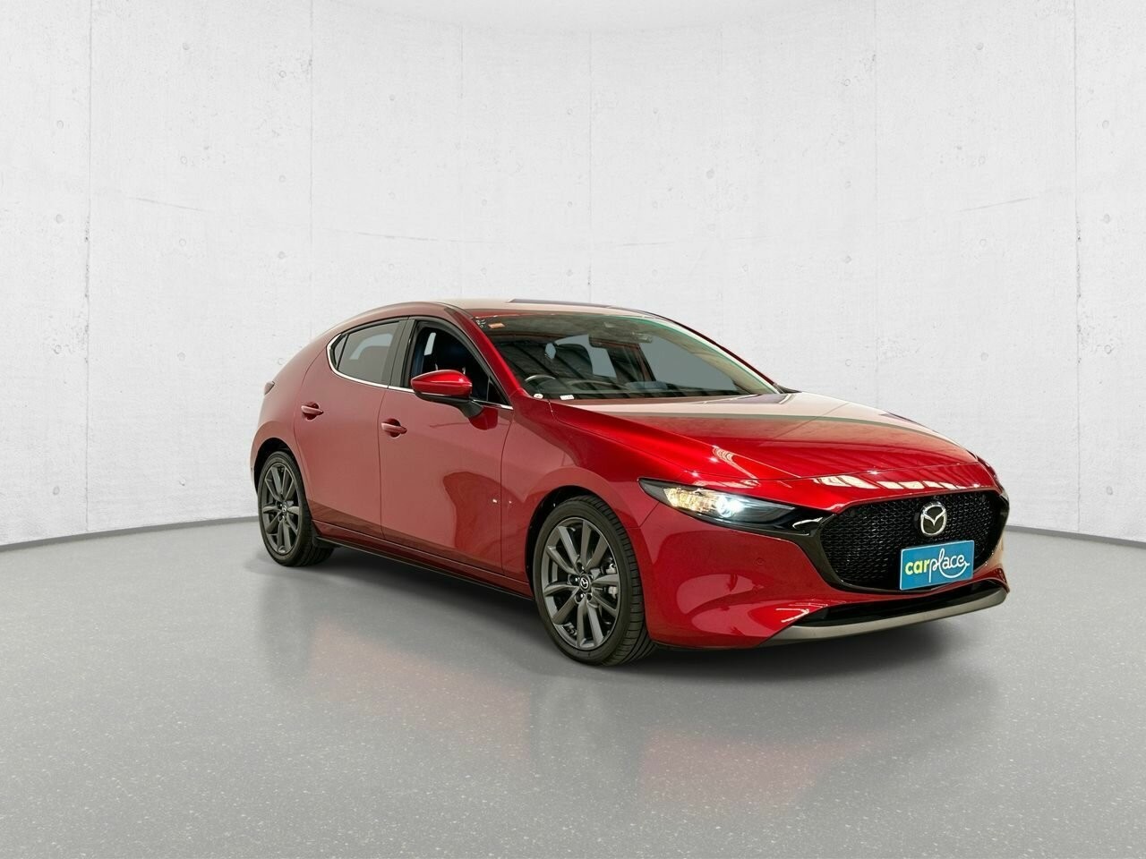 Mazda 3 image 2