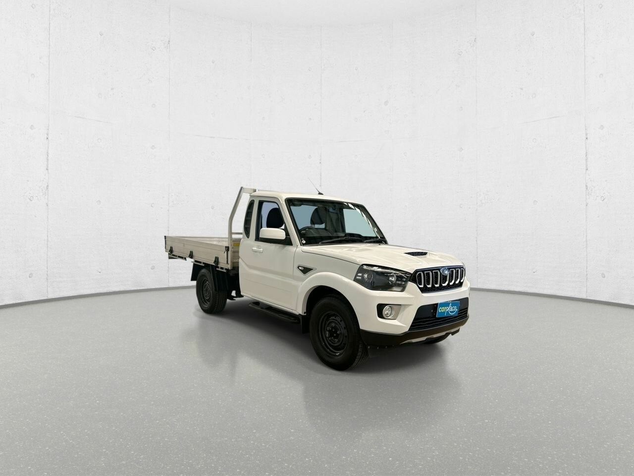 Mahindra Pik-up image 2