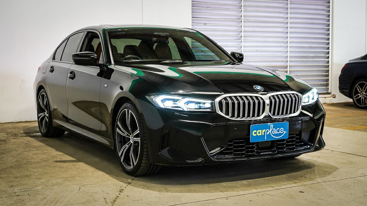 BMW 3 Series image 4