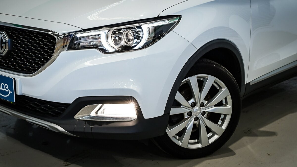 MG Zs image 3
