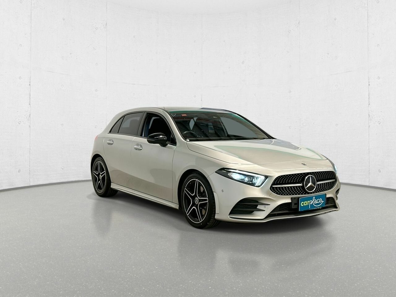 Mercedes Benz A-class image 2