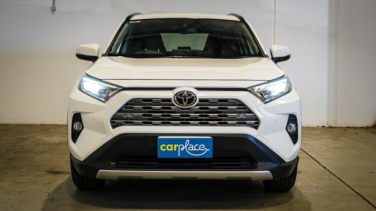 Toyota Rav4 image 4