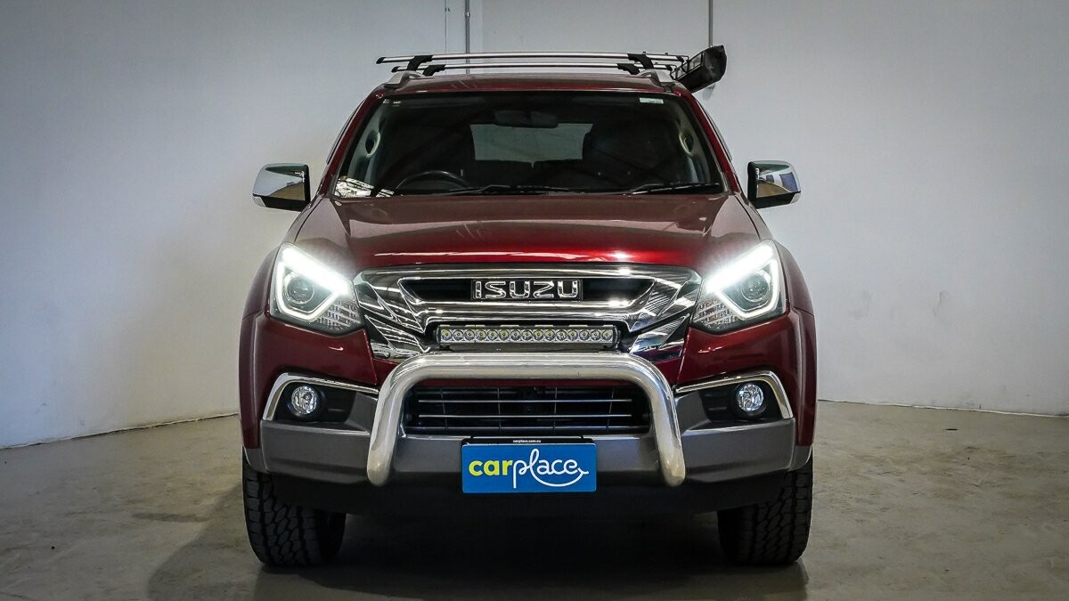 Isuzu Mu-x image 3