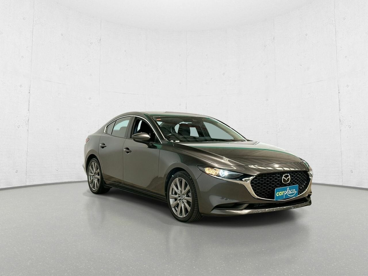 Mazda 3 image 2