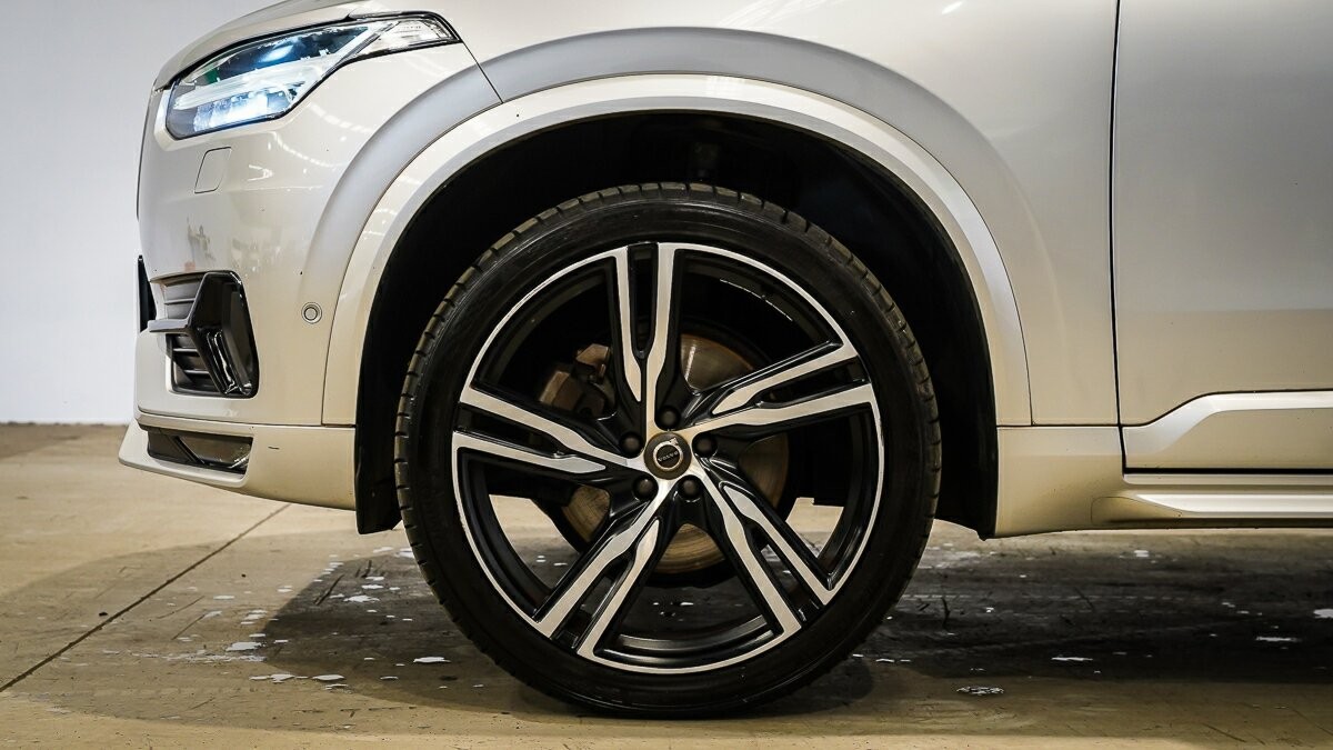 Volvo Xc90 image 3