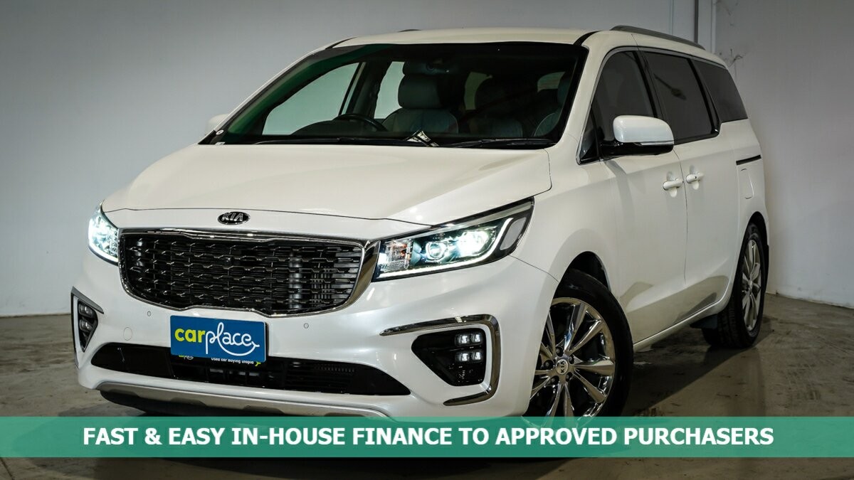 Kia Carnival image 1
