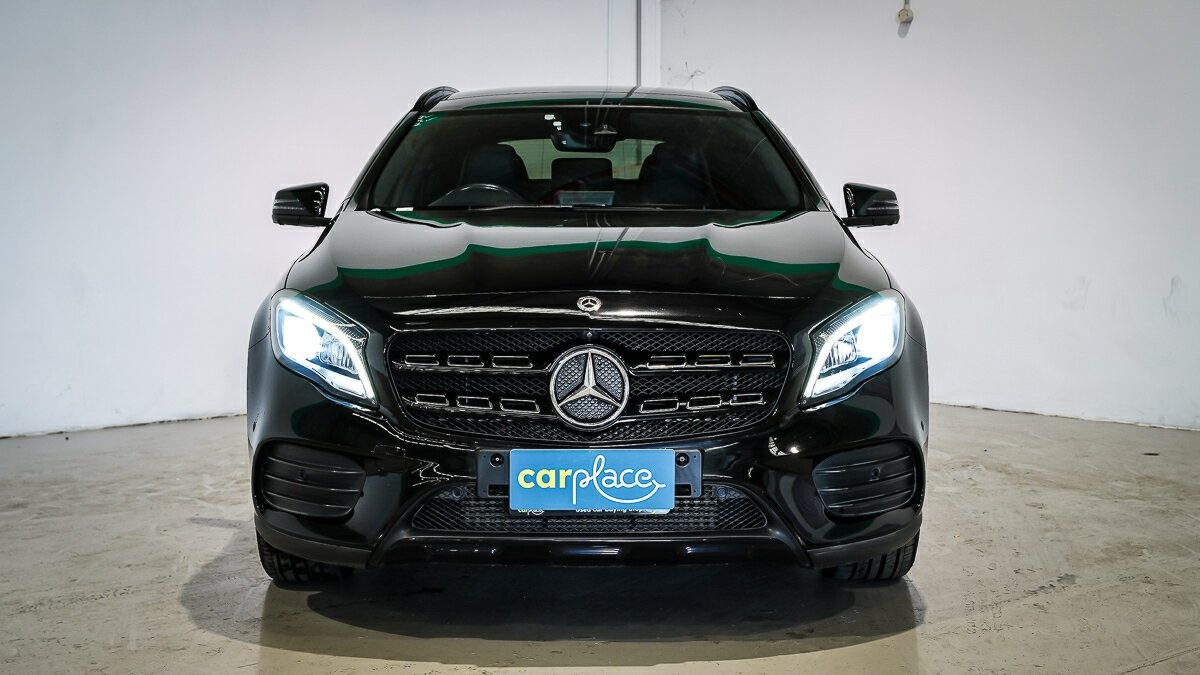 Mercedes Benz Gla-class image 4