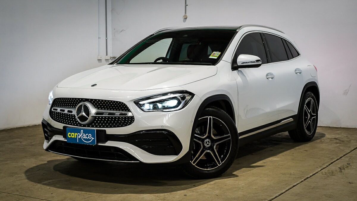 Mercedes Benz Gla-class image 2
