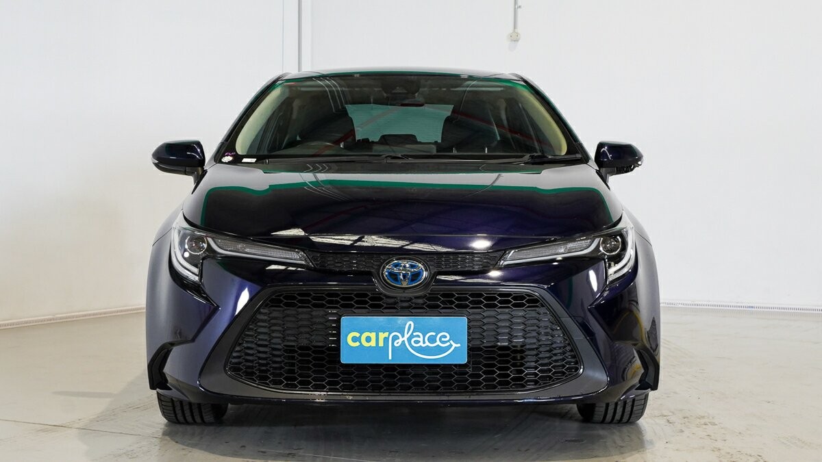 Toyota Corolla image 2