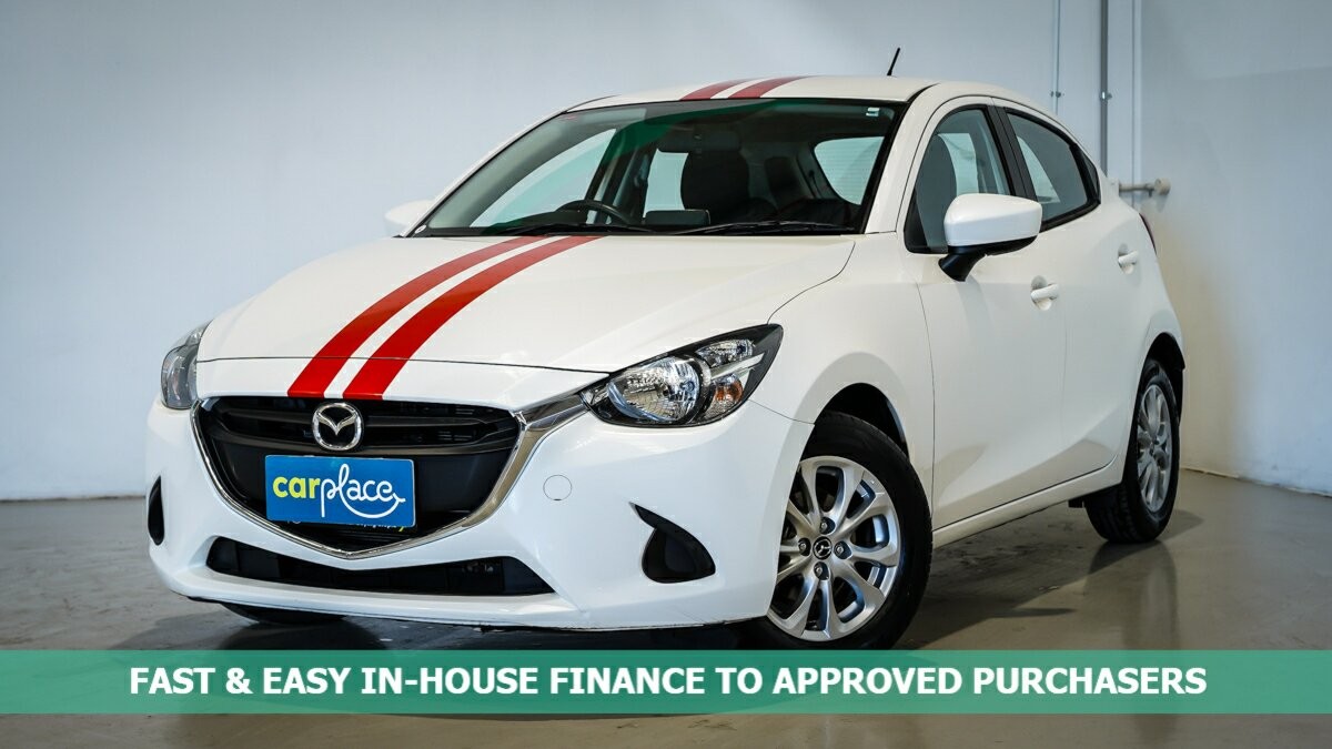 Mazda 2 image 1