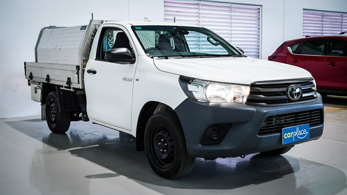Toyota Hilux image 4