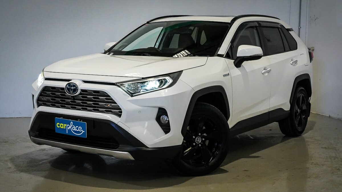 Toyota Rav4 image 2