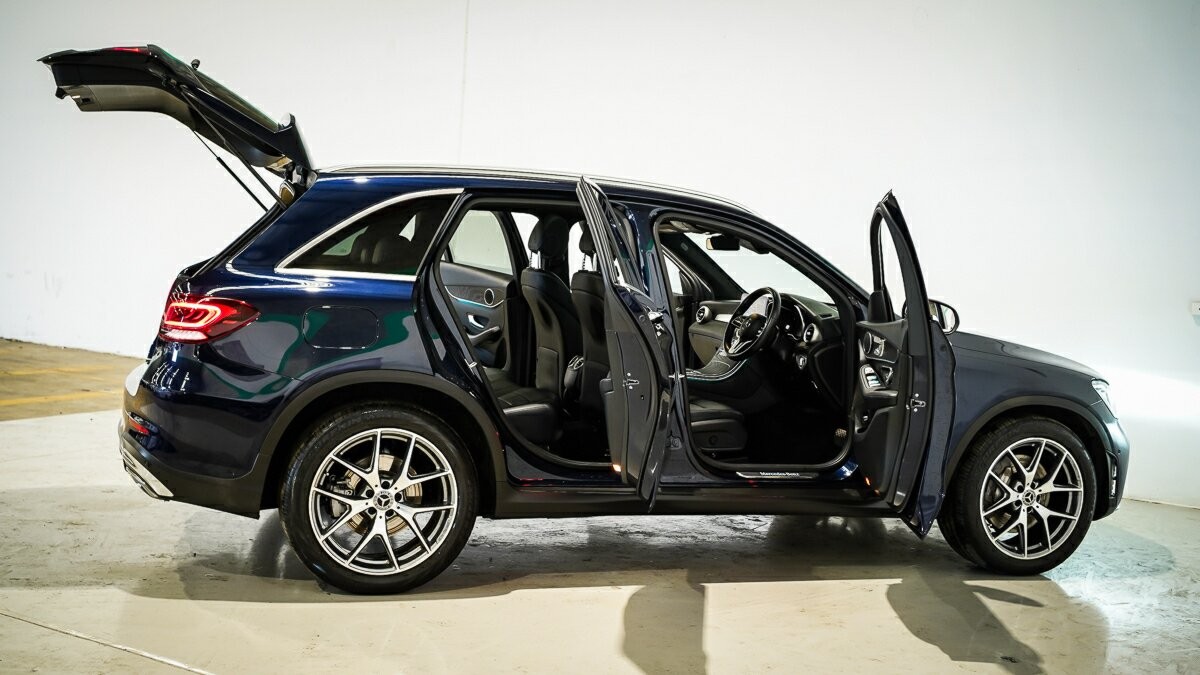 Mercedes Benz Glc-class image 4