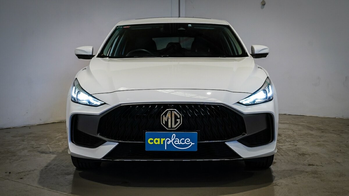 MG Mg5 image 2