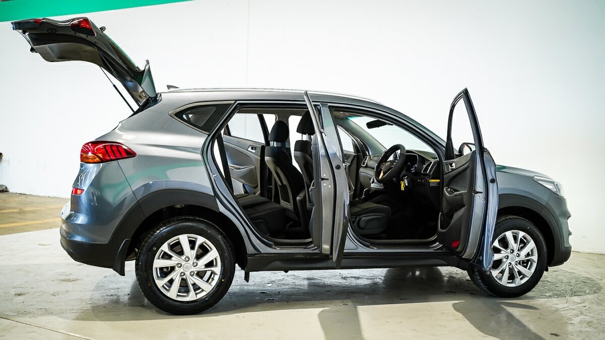 Hyundai Tucson image 4