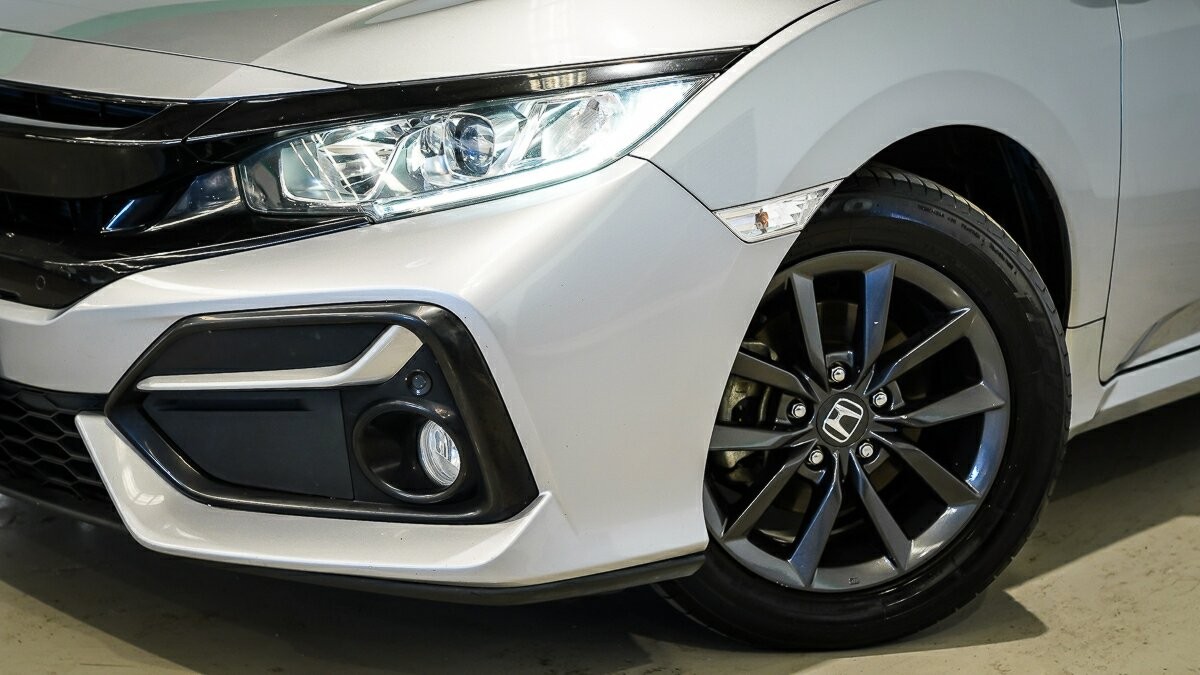 Honda Civic image 2