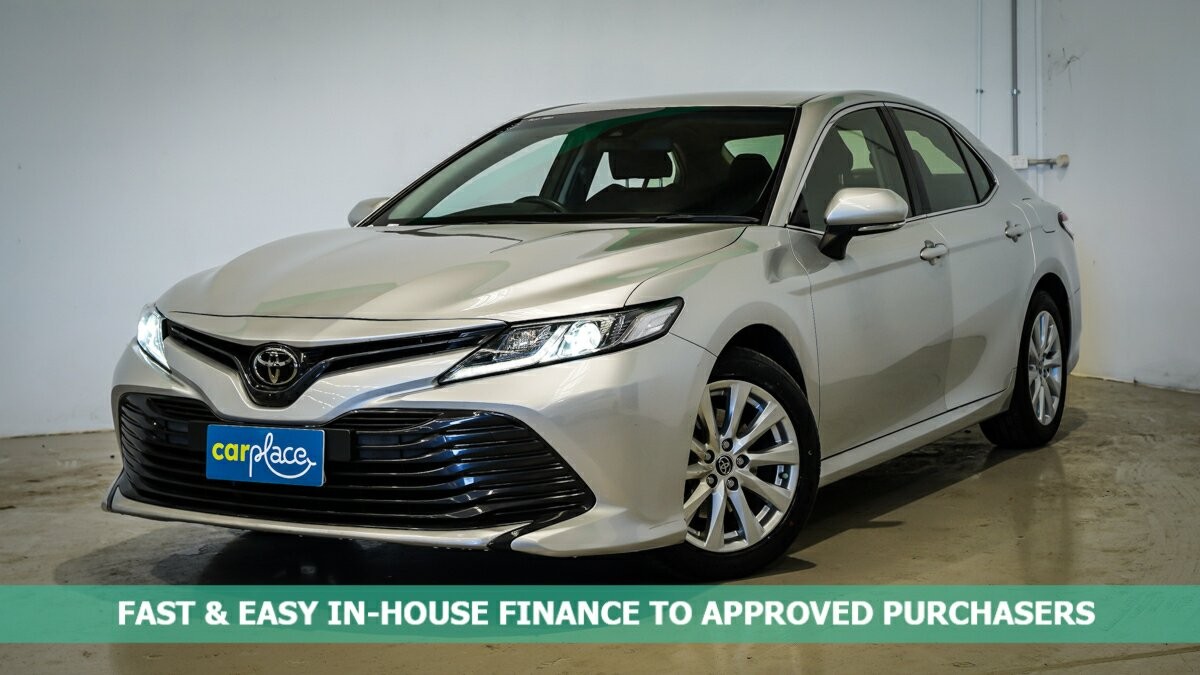 Toyota Camry image 1