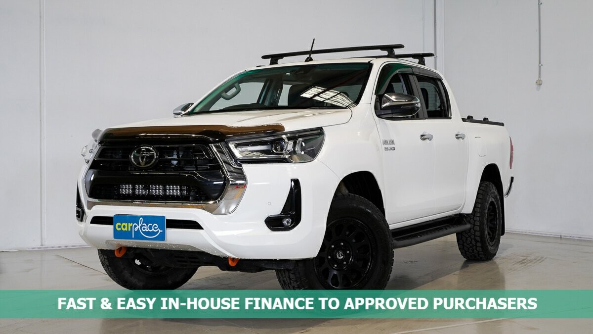Toyota Hilux image 1