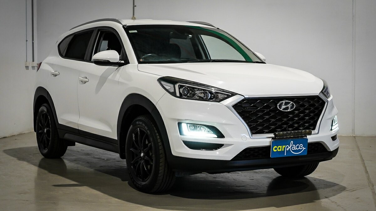 Hyundai Tucson image 3