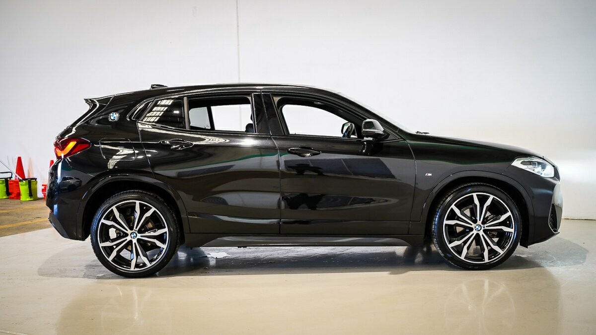 BMW X2 image 4