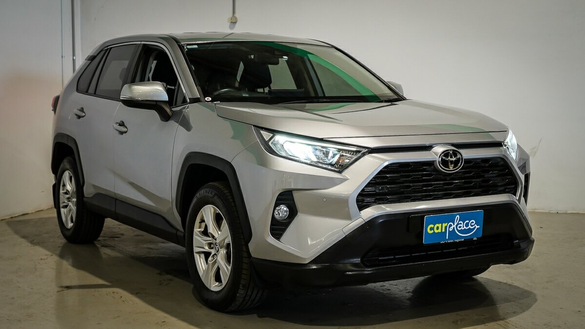 Toyota Rav4 image 3