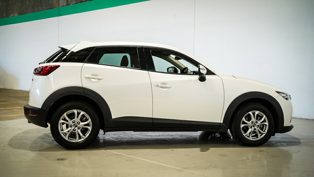 Mazda Cx-3 image 3