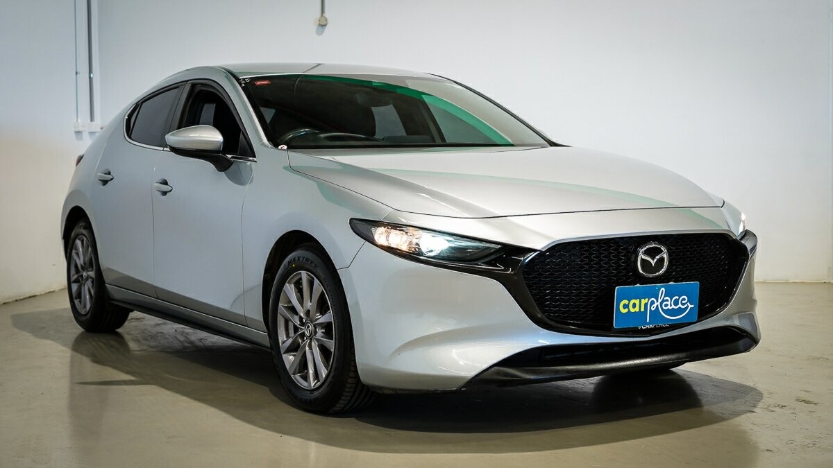 Mazda 3 image 3