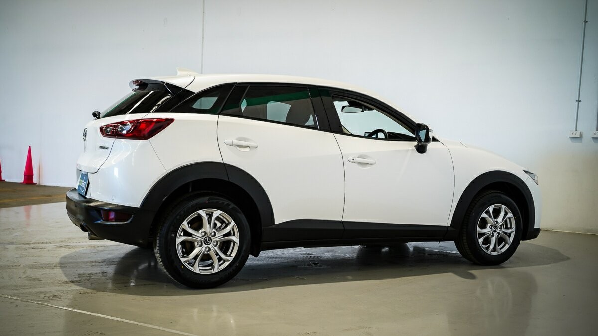 Mazda Cx-3 image 4