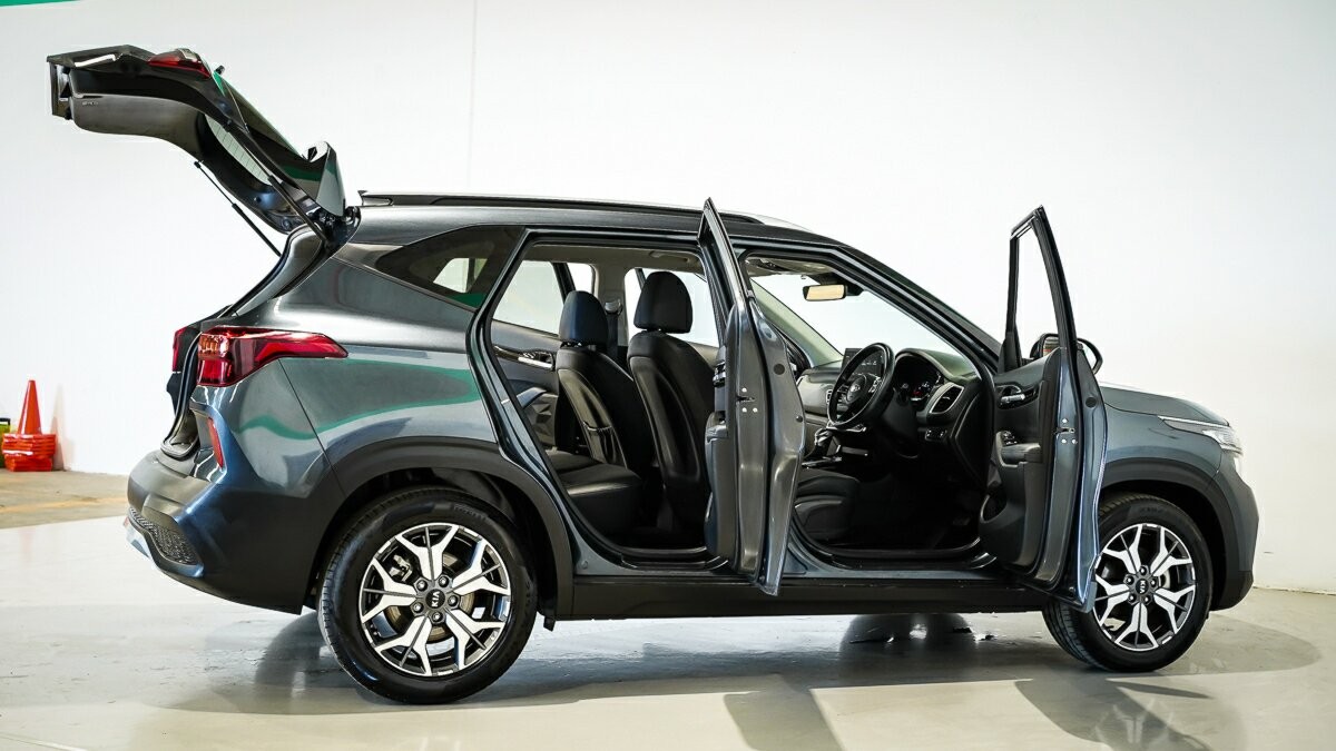 Kia Seltos image 4