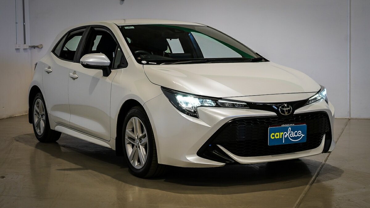 Toyota Corolla image 3