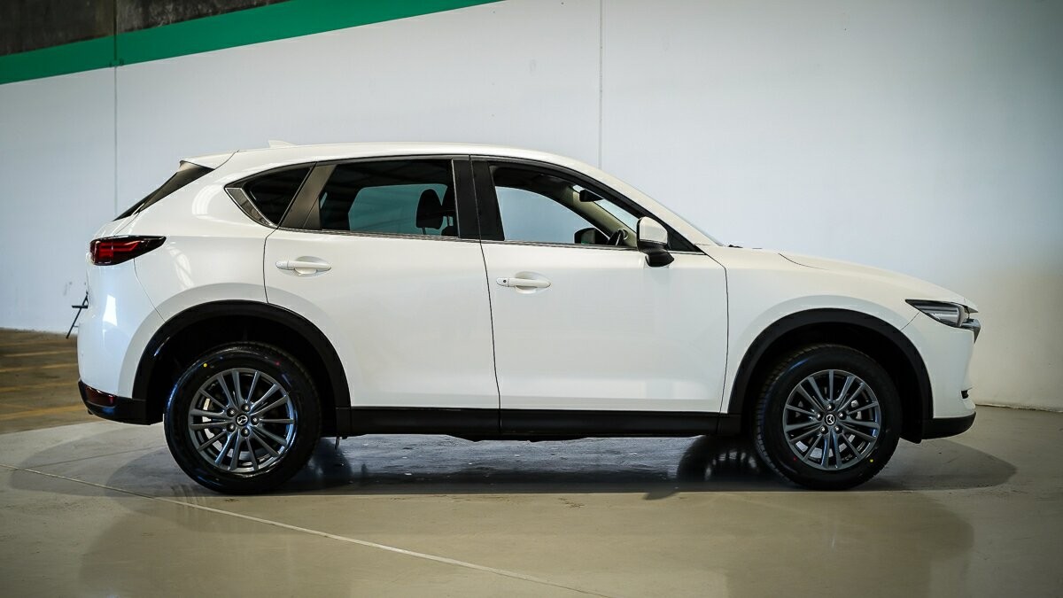 Mazda Cx-5 image 4