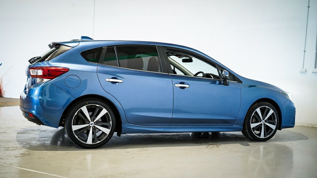 Subaru Impreza image 4