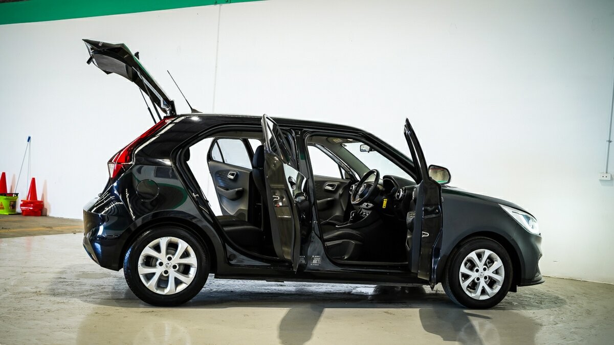 MG Mg3 image 4