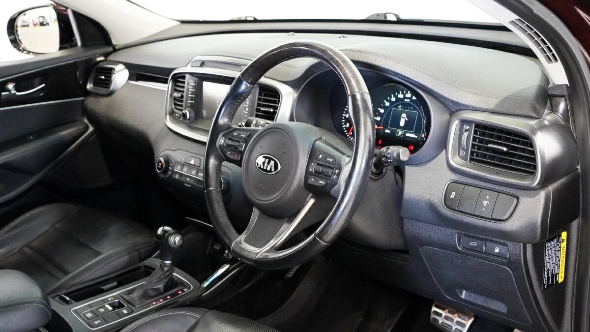 Kia Sorento image 4