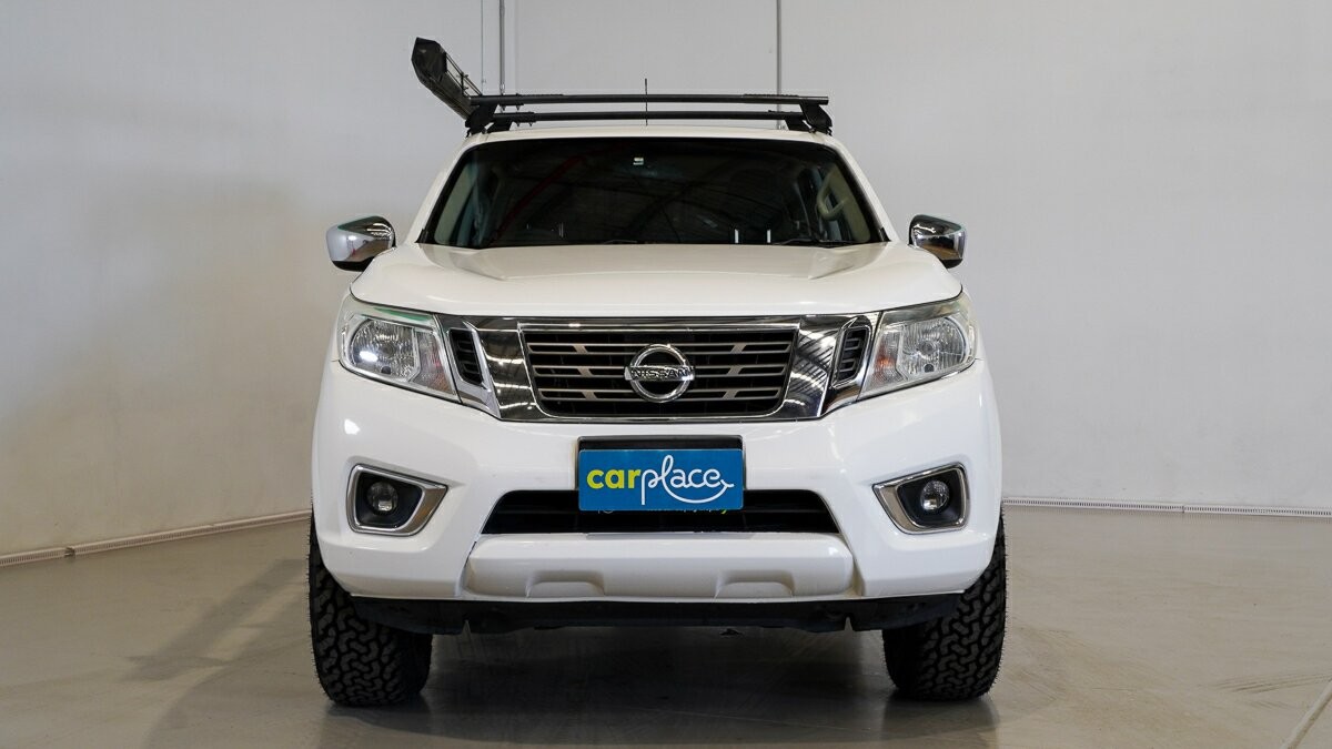 Nissan Navara image 2