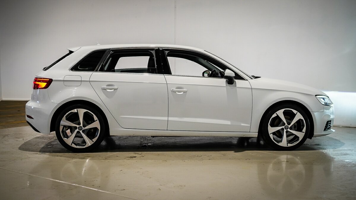 Audi A3 image 4